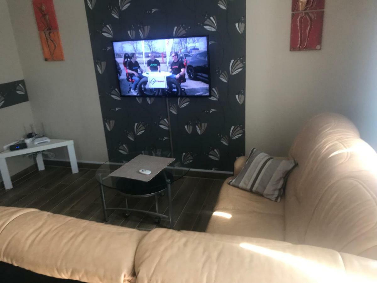 Tommy Apartman 2.0 Hajduszoboszlo Ngoại thất bức ảnh